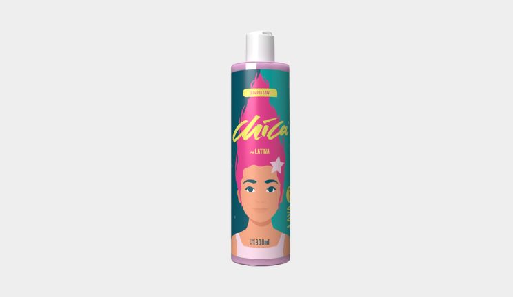 Latina shampoo chica